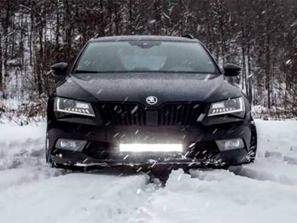 Led-lisävalosarja Skoda Superb (2015➟)