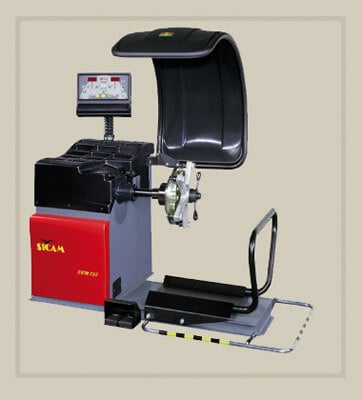 Renkaiden tasapainotuskone SBM855, Sicam