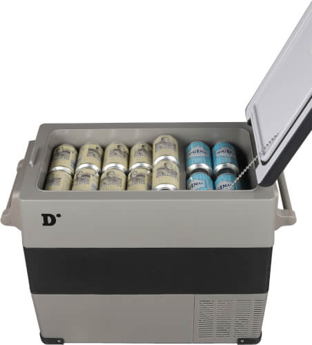 Matkaj&auml;&auml;kaappi ja pakastin S55 (52 l), Dinwid