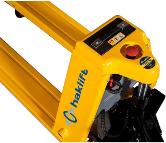 S&auml;hk&ouml;inen haarukkavaunu pumppuk&auml;rry (PU-py&ouml;r&auml;t) 1500 kg / 1800 mm