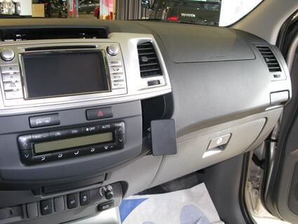 Brodit Proclip Asennusteline Toyota Hilux (2012-2015)