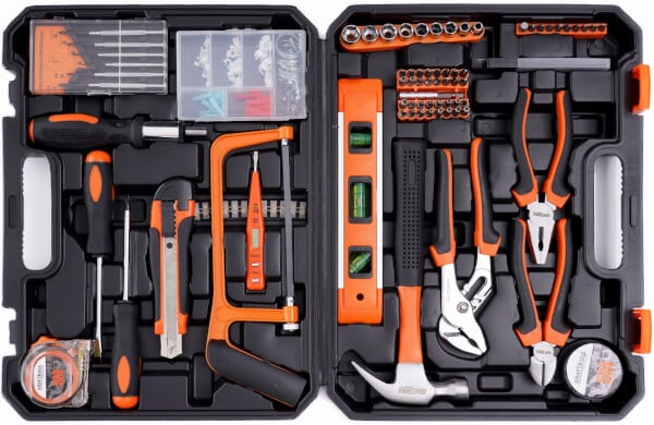 Ty&ouml;kalusarja 180 osaa, Kraft & Dele