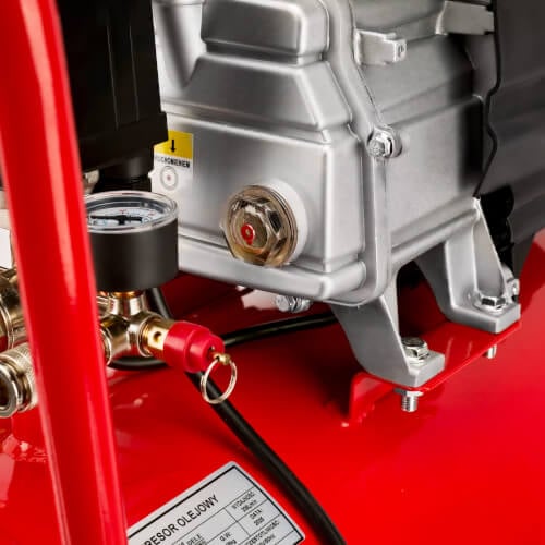 Kompressori 2,8 kw (50 l), Kraft & Dele