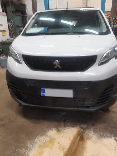 Maskisuoja Peugeot Expert (2016-2023), Tammer-Suoja