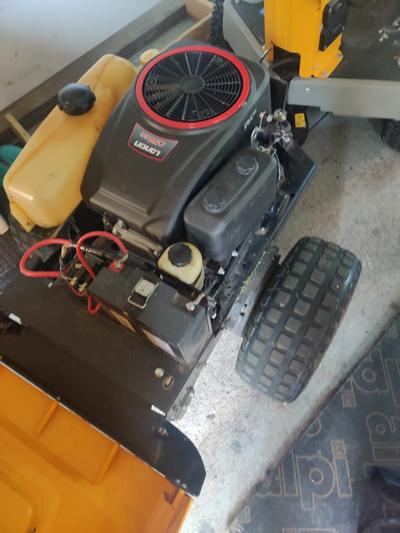 Irtomoottori 12,3 hp / 452 cc pystyakseli, Loncin *ennakkotilaus*