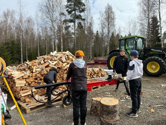 Halkomakone polttomoottorilla 8 t (100 cm), Timco