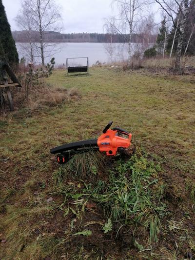 Akkukäyttöinen lehtipuhallin 40 V, Jonköping