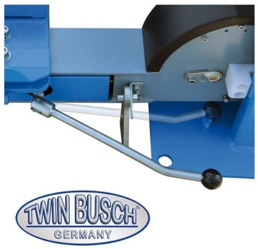 4-pilarinostin 4500 kg, Twin Busch