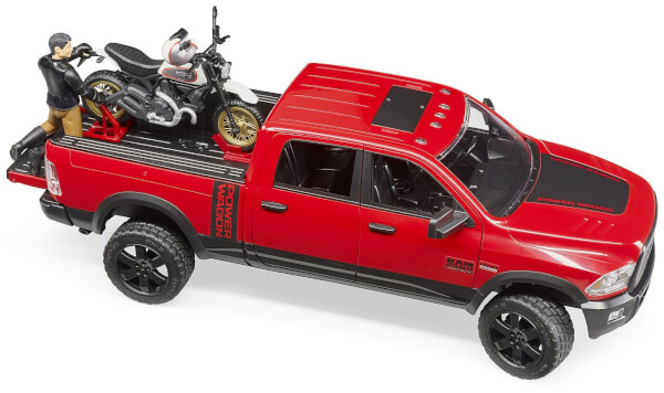 Lelu Avolava-auto RAM 2500 Power Wagon, kuljettaja ja Ducati Scrambler (1:16), Bruder