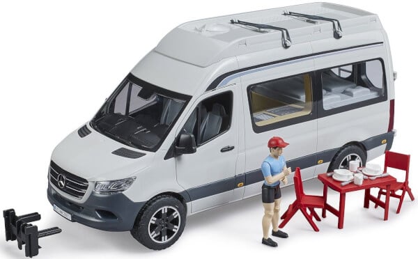 Lelu MB Sprinter camper setti (1:16), Bruder