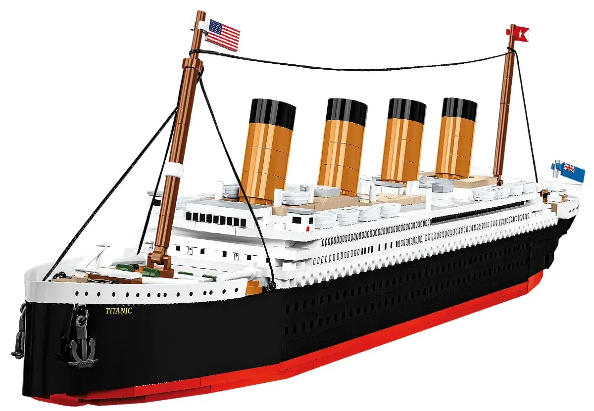 Koottava RMS Titanic 1:450, 848 osaa, Cobi