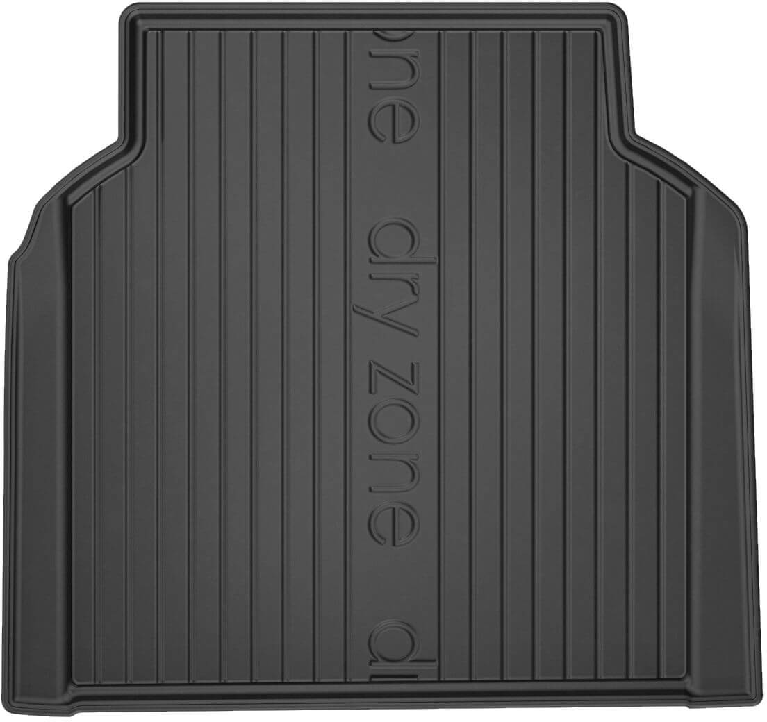 Tavaratilan matto Alfa Romeo Giulia sedan (2016➟)