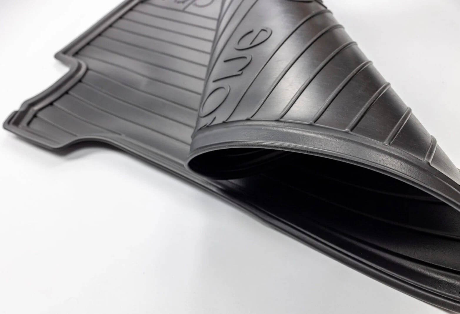 CARMAT TEXER Tappetini Auto In Tessuto Per Volvo V70 III (2007-2016) – Set 4 Pezzi, Nero, Fatti In UE