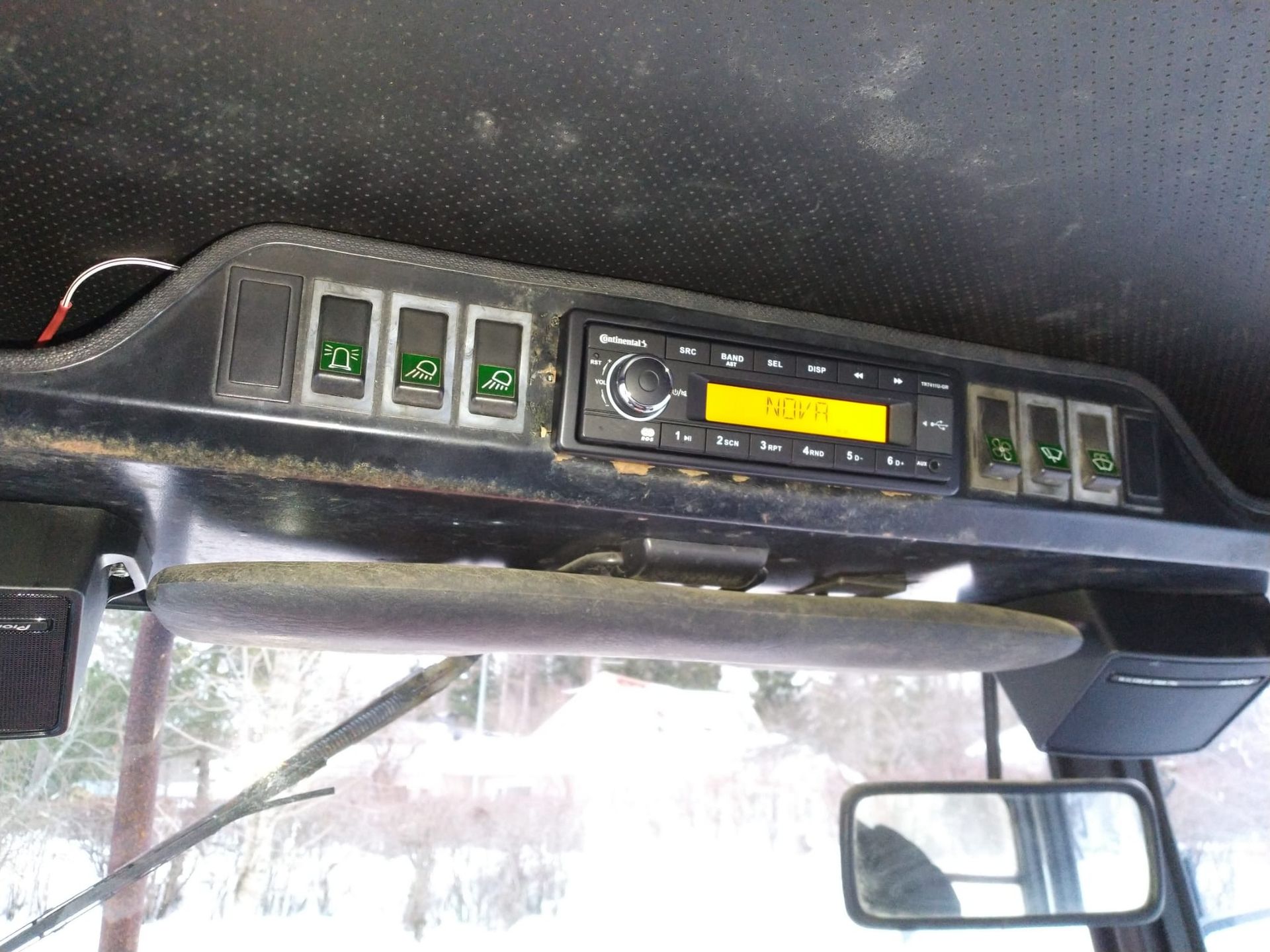 Ty koneradio USB Ja AUX Liit nn ill Continental 139 00 EUR Ty koneradio USB Ja AUX Liit nn ill Continental 139 00 EUR