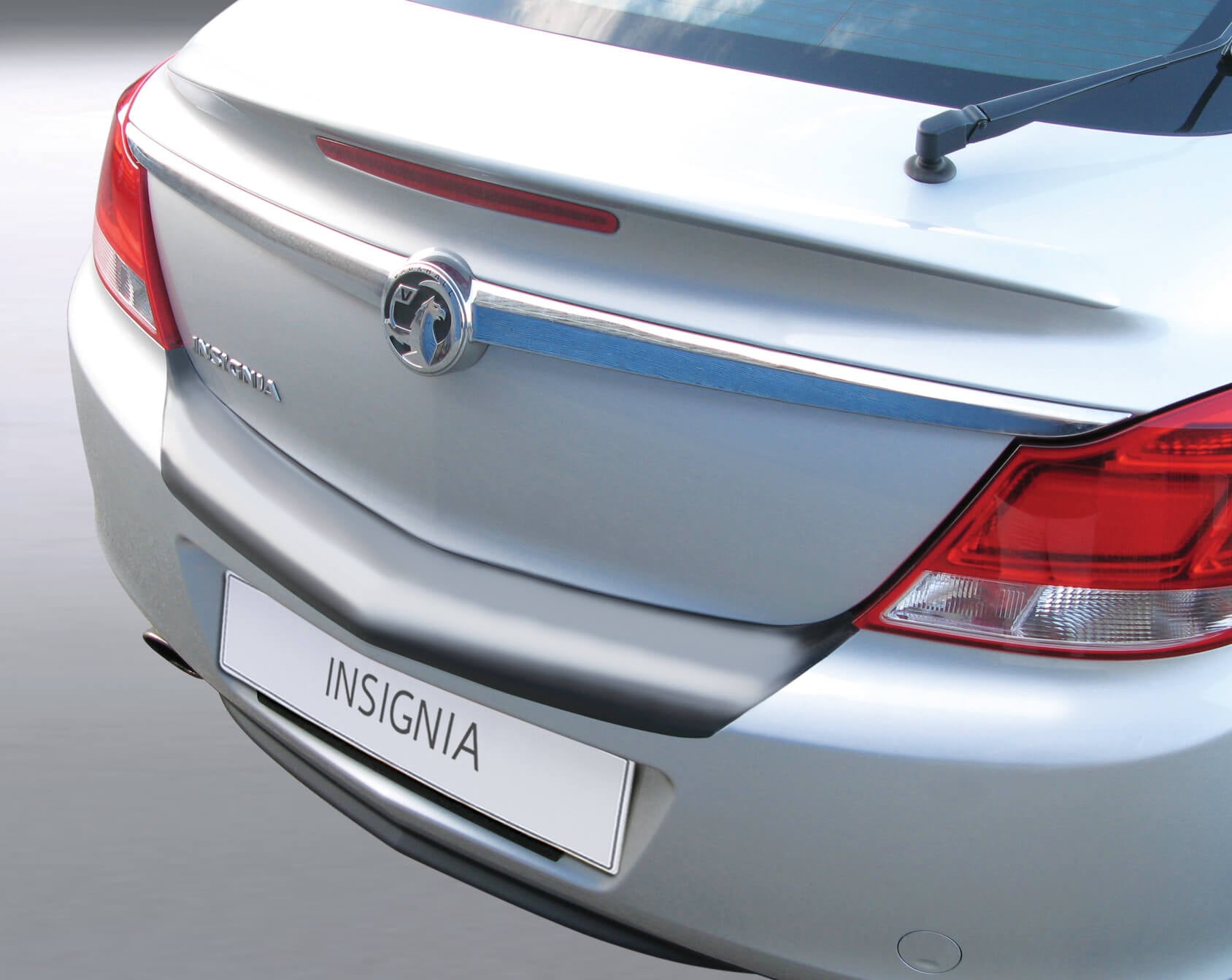 Takapuskurin suoja Opel Insignia 4/5-ovinen (2008-2013)