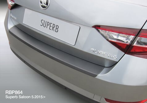 Takapuskurin kolhusuoja Skoda Superb Sedan (2015-2024)