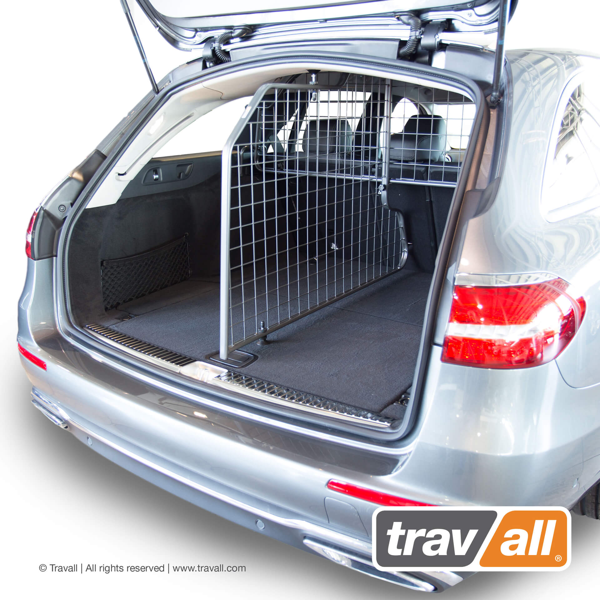 Tilanjakaja - Mercedes-Benz E-sarja (2016-2020) farmari, Travall