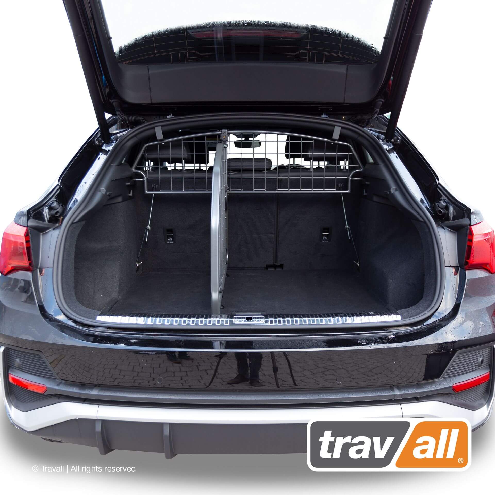 Tilanjakaja autoon - Audi Q3 Sportback (2019-2025), Travall