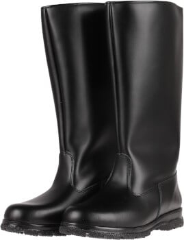 Nahkasaapas pitkävartinen vuorella, Mänskä