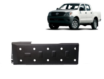 Pohjapanssari Toyota Hilux (2000-2004), polttoainetankki, ter&auml;st&auml;