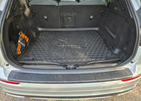 Juhani K. arvosteli tuotteen Tavaratilan matto Volvo XC60 II (2017➟)