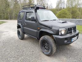 Juha S. arvosteli tuotteen Lavapinnoite Raptor, musta, 3,8 l, U-Pol