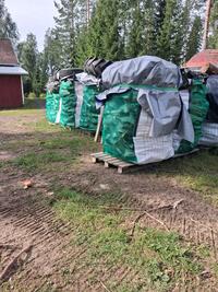 Matti P. arvosteli tuotteen Silmukkanostovyö 2000 kg, Haklift