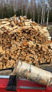 Elisa K. arvosteli tuotteen Halkomakone polttomoottorilla 8 t (100 cm), Timco