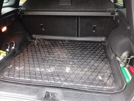 Ari markku P. arvosteli tuotteen Tavaratilan matto Renault Kadjar (2015-2022)