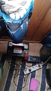 Juha S. arvosteli tuotteen Invertteri 600 W (12 V), Vatti