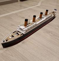 Lauri A. arvosteli tuotteen Koottava R.M.S Titanic, 720 osaa, Cobi