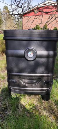 Simo L. arvosteli tuotteen Lämpökompostori 260 l, Tarmo