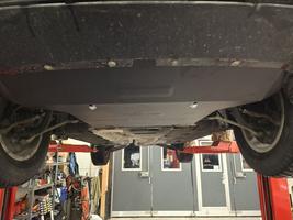 Ate arvosteli tuotteen Pohjapanssari moottorille BMW X3 - F25 (2010-2017), terästä